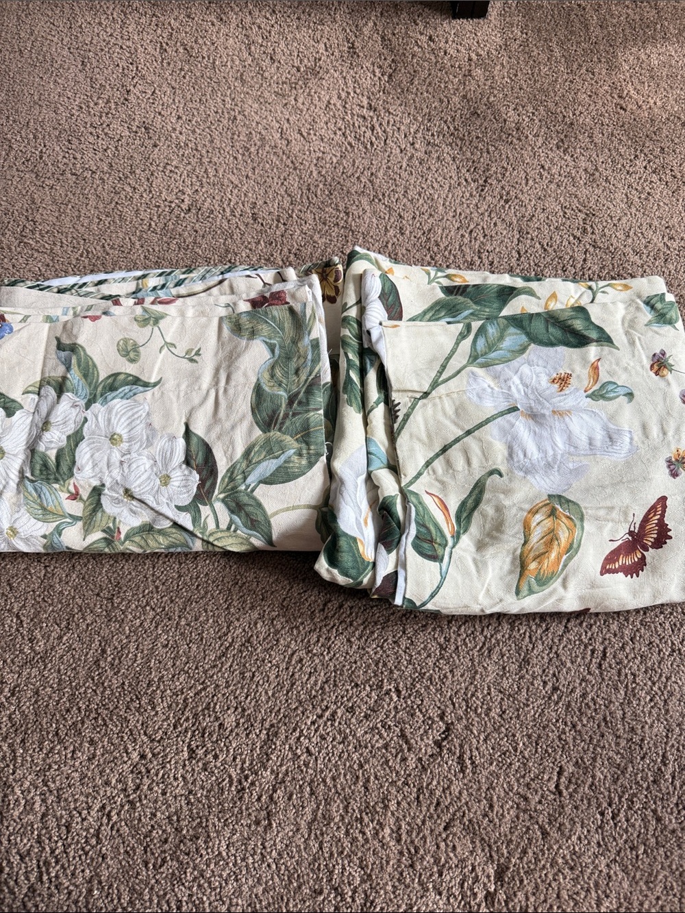 Waverly Williamsburg Garden Set of 2 98” lined scalloped valances Magnolia EUC